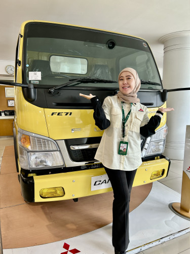 Sales mitsubishi Cibinong