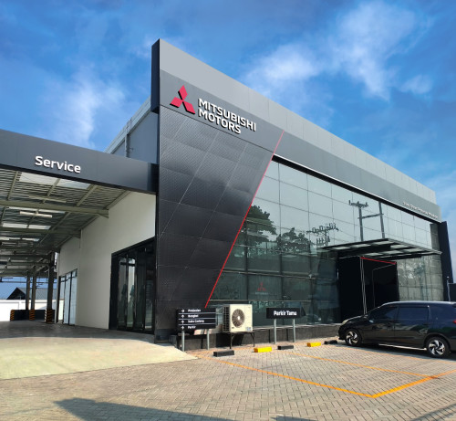 Sales  mitsubishi cibinong